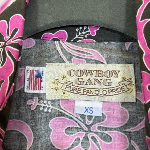 Cowboy Gang, Western Pink and Brown Hawaiian Floral Pearl Snap Shirt. Size XS. - Picture 3 of 6